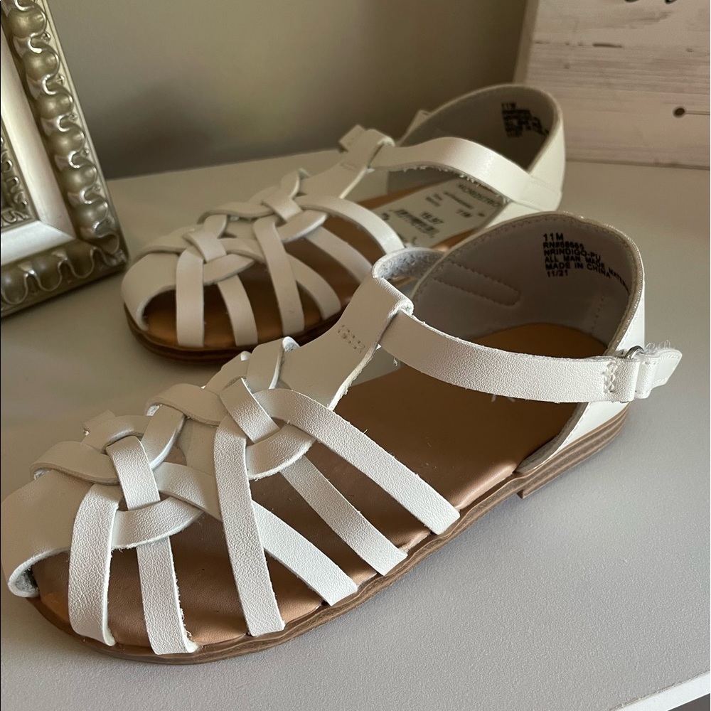 NWT Toddler Girls’ Size 11 White Sandals